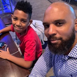 Meet your Posher, Gregory